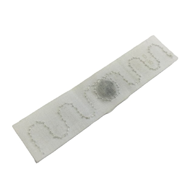 Sewing Type RFID Fabric Textile Washable UHF RFID Laundry Tag For Uniform